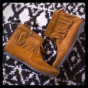 Minnetonka moccasins